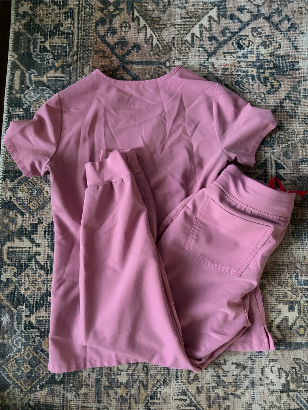 Figs Women's Scrub Set in Chalk Pink